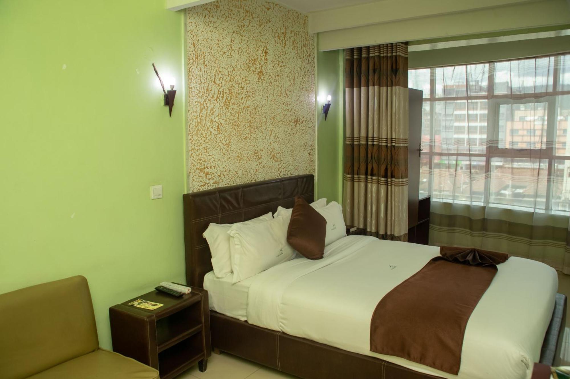 Legacy Hotel And Conference Centre Ltd Накуру Экстерьер фото